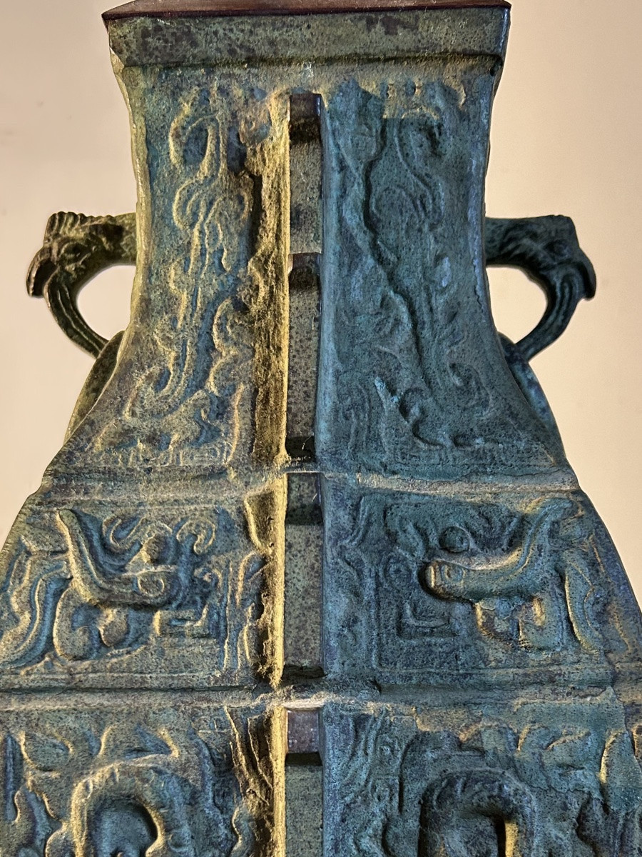 Archaic Chinese Bronze Lamp-photo-6