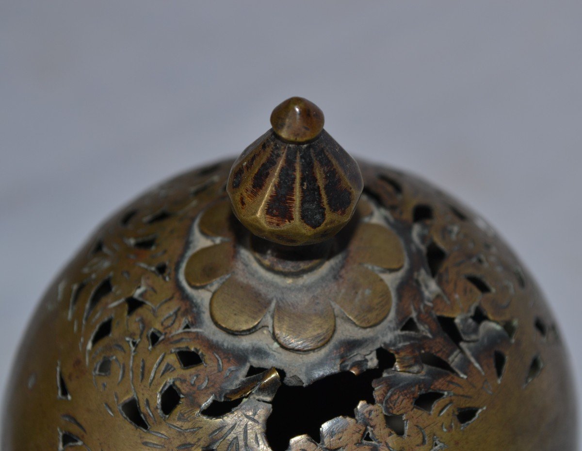 Bronze Tripod Perfume Burner. Islamic Art.-photo-6