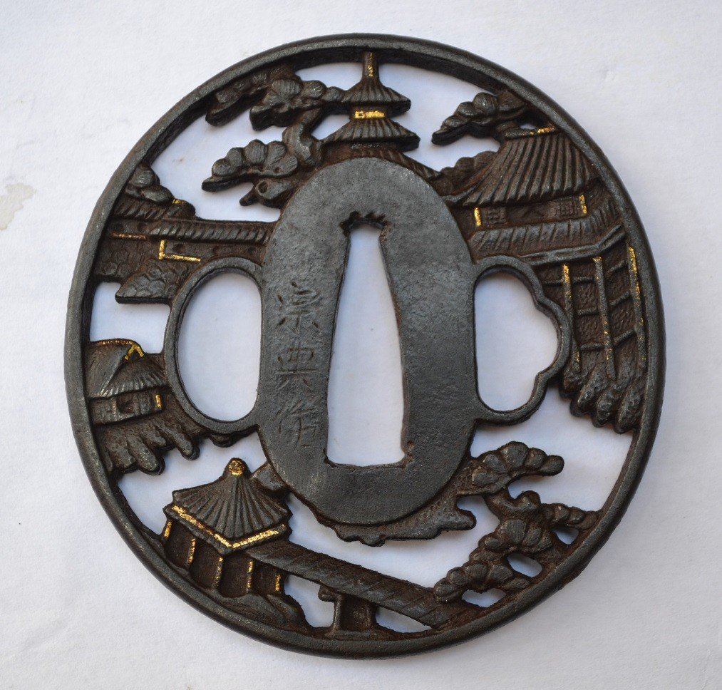 Tsuba In Cut Iron Damascened With Gold (nunome Zogan). School Of Soten. Japan Edo 18°