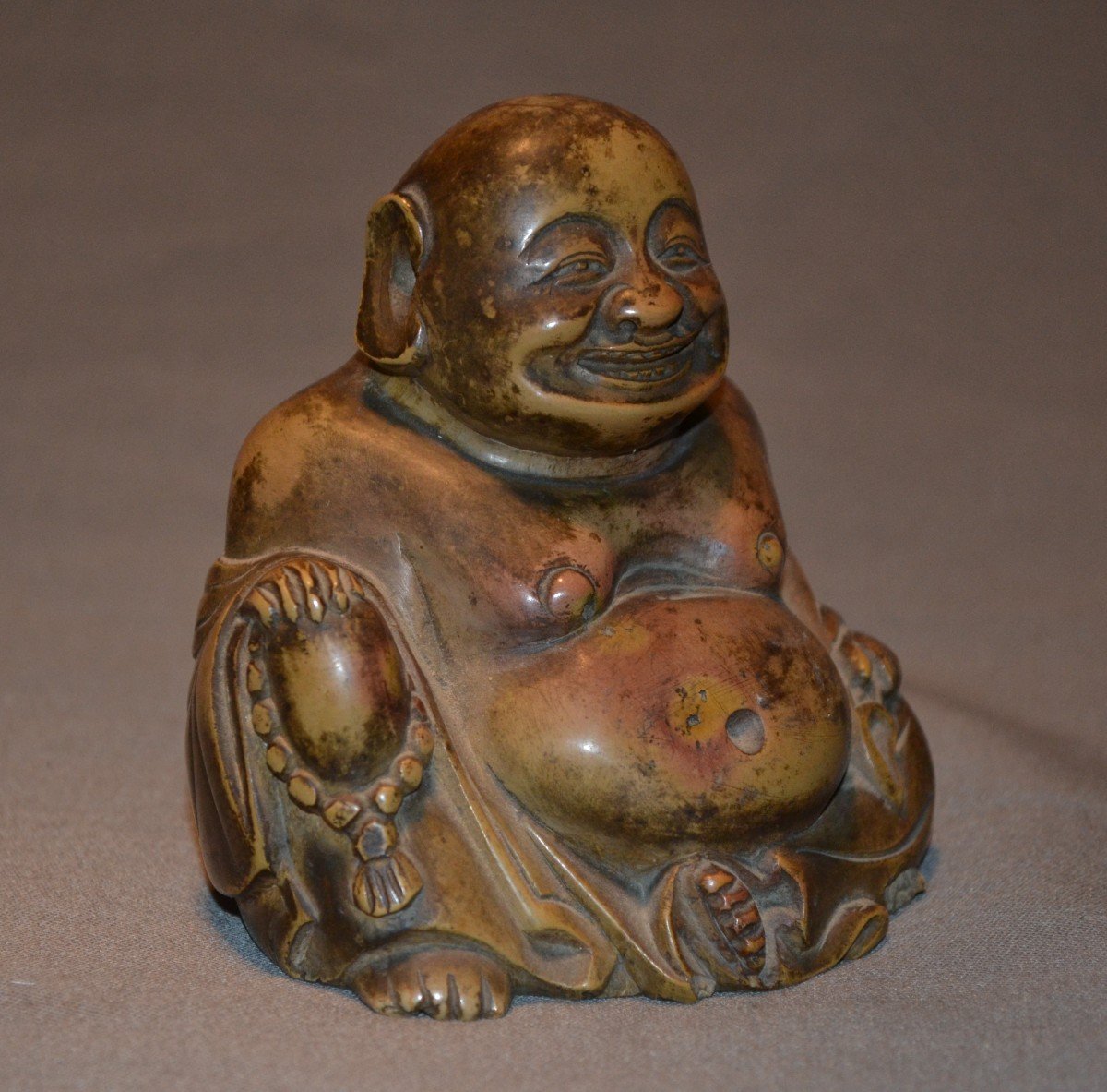 Budai (hotei) Sculpté En Stéatite (pierre De Lard, De Savon, Soapstone) Chine époque Qing.-photo-3