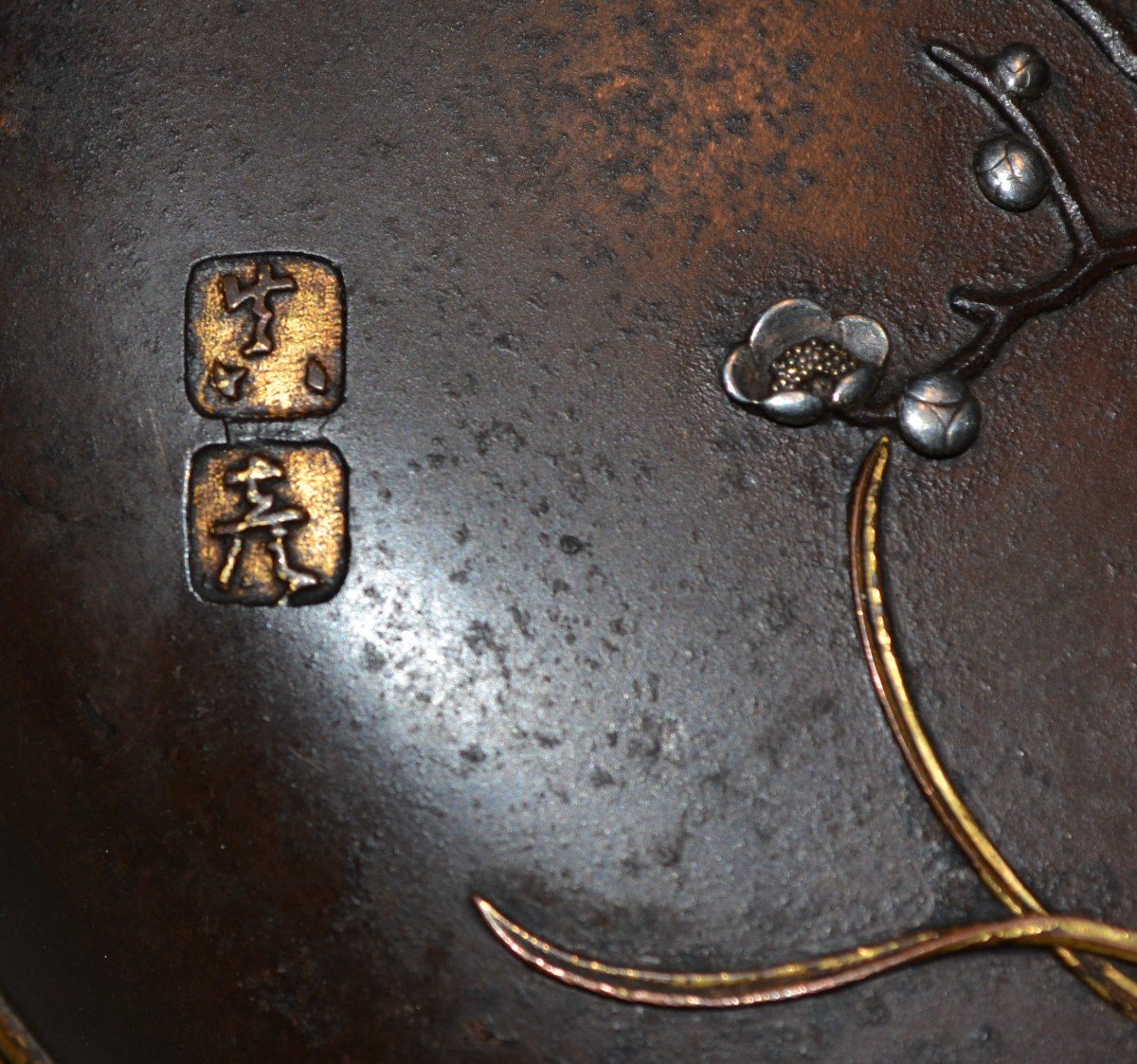 Iron Box Inlaid With Precious Metals. Japanese Work 19th Century.edo-meiji.-photo-5