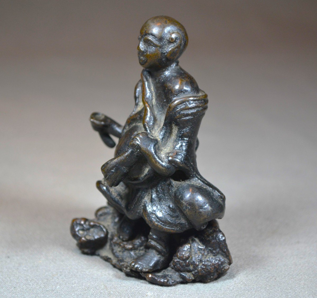 Budai Sitting On A Rock.bronze. China Qing Dynasty Or Before.-photo-7