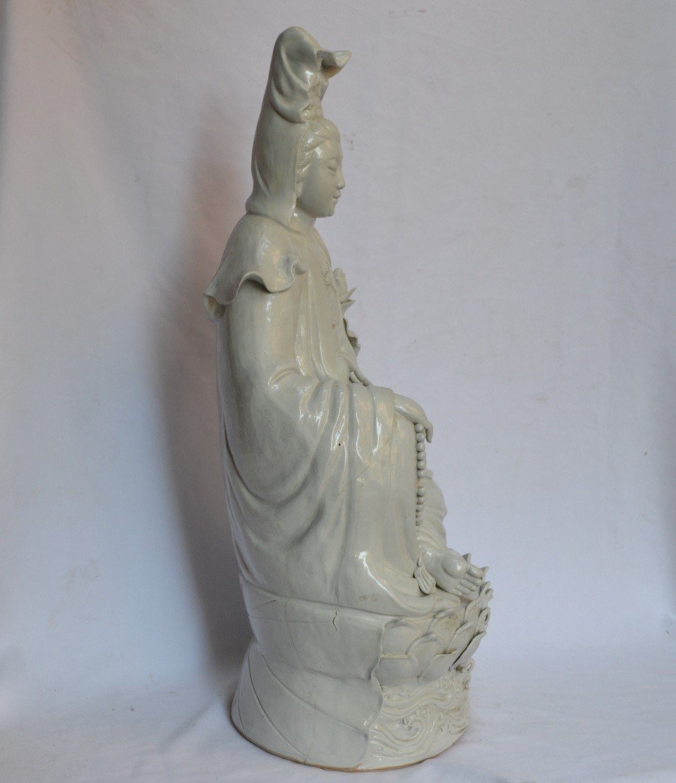 Guanyin In White Monochrome Biscuit Porcelain.qing Dynasty.-photo-8