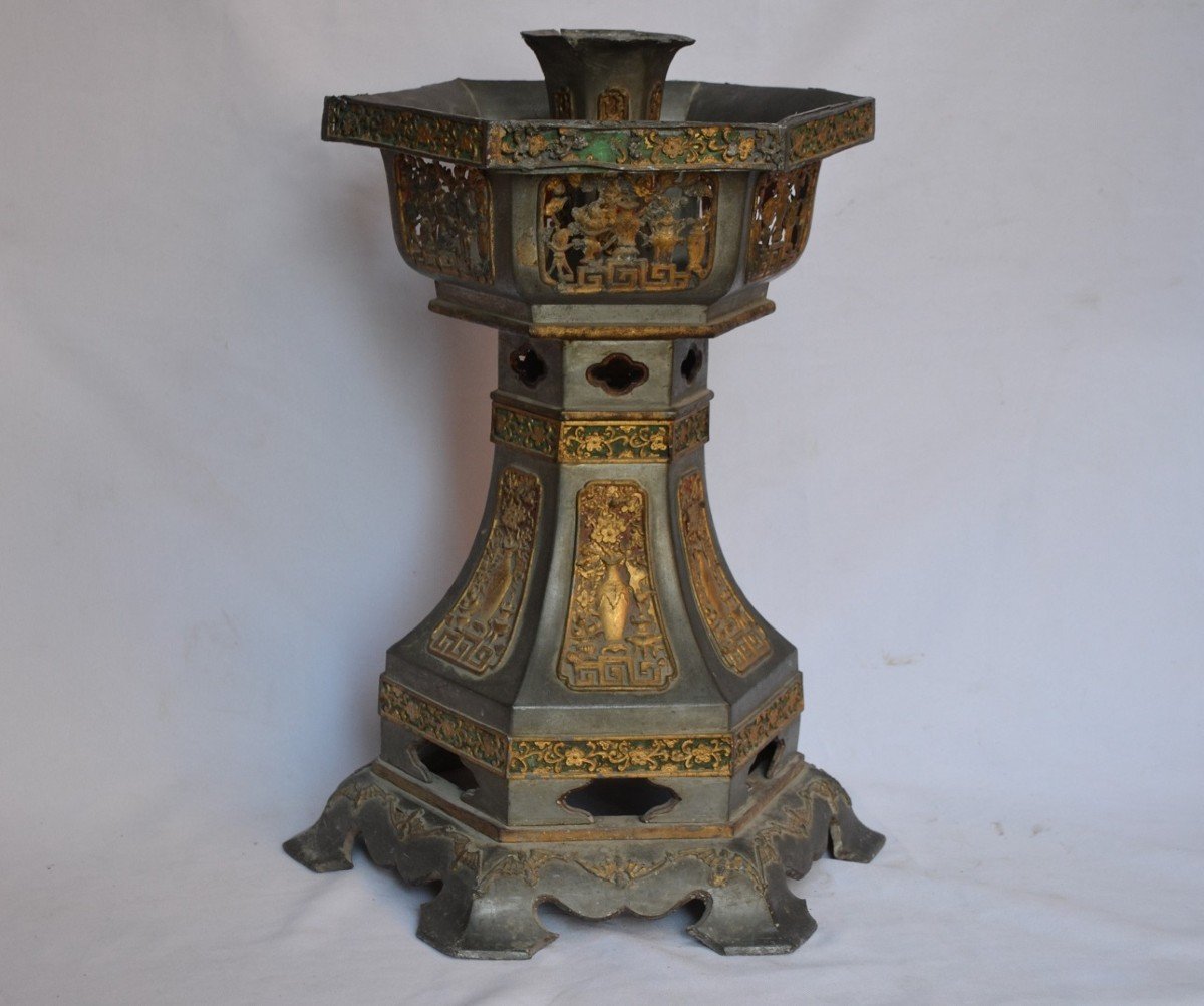 Large Gilded Lead Temple Candlestick. China, Qing Period.-photo-6