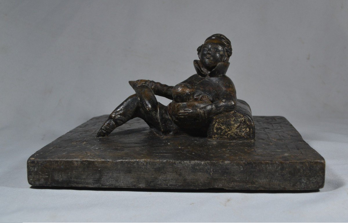 Black Stone Carved Maternity Statuette. China Qing Period.