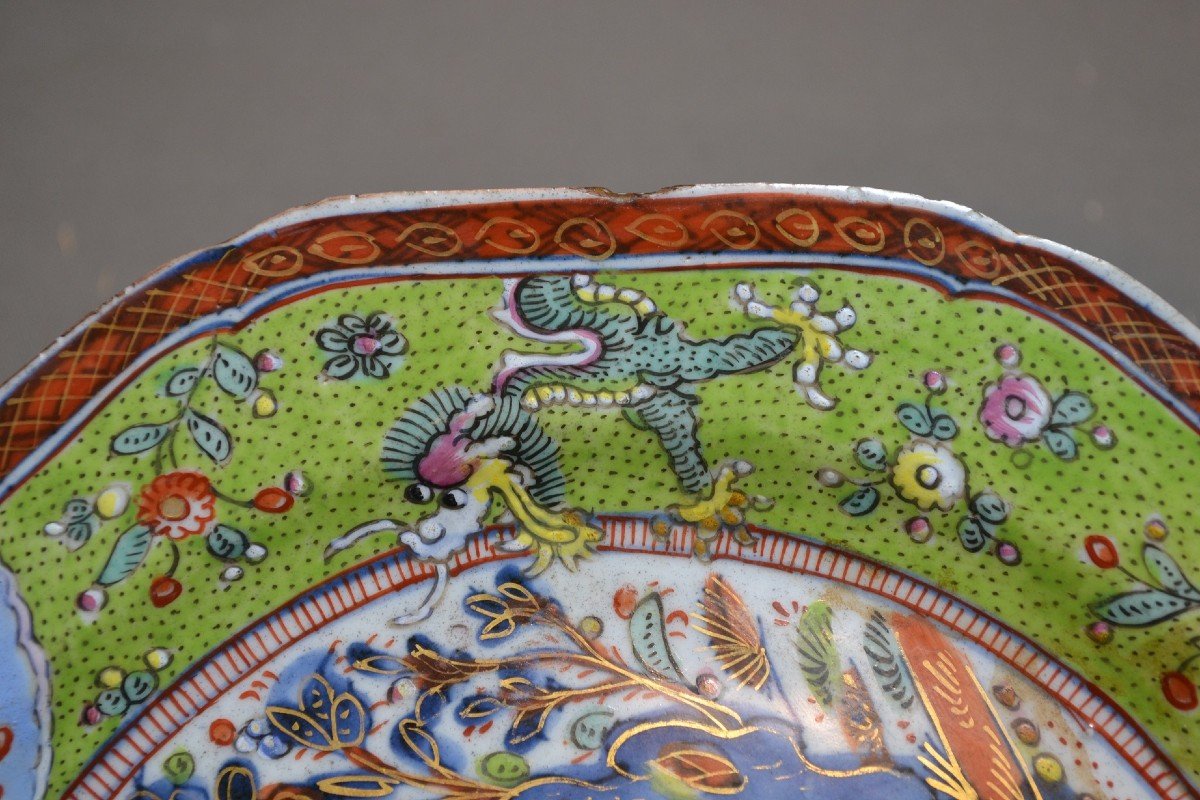 Chinese Porcelain Dish, Overdecorated In Europe. 18th Century.-photo-2