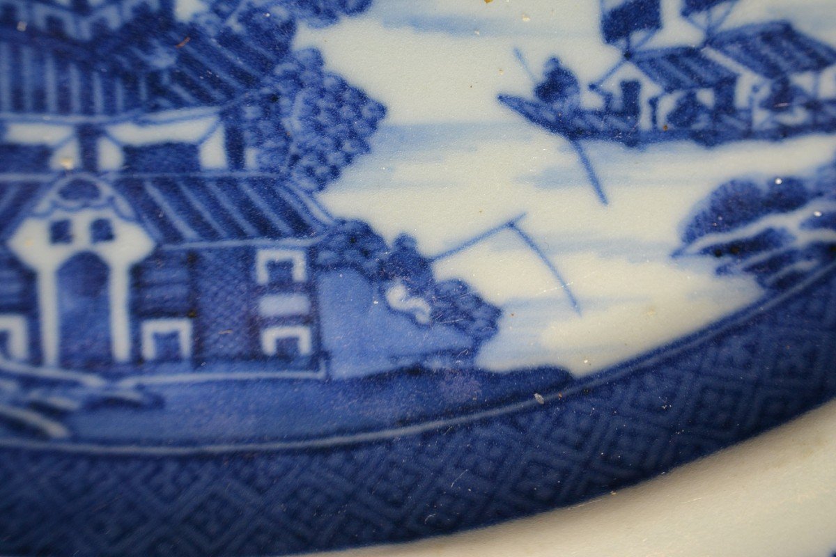 Petit Plat En Porcelaine Décoré En Bleu De Cobalt.chine Vers 1800.-photo-3