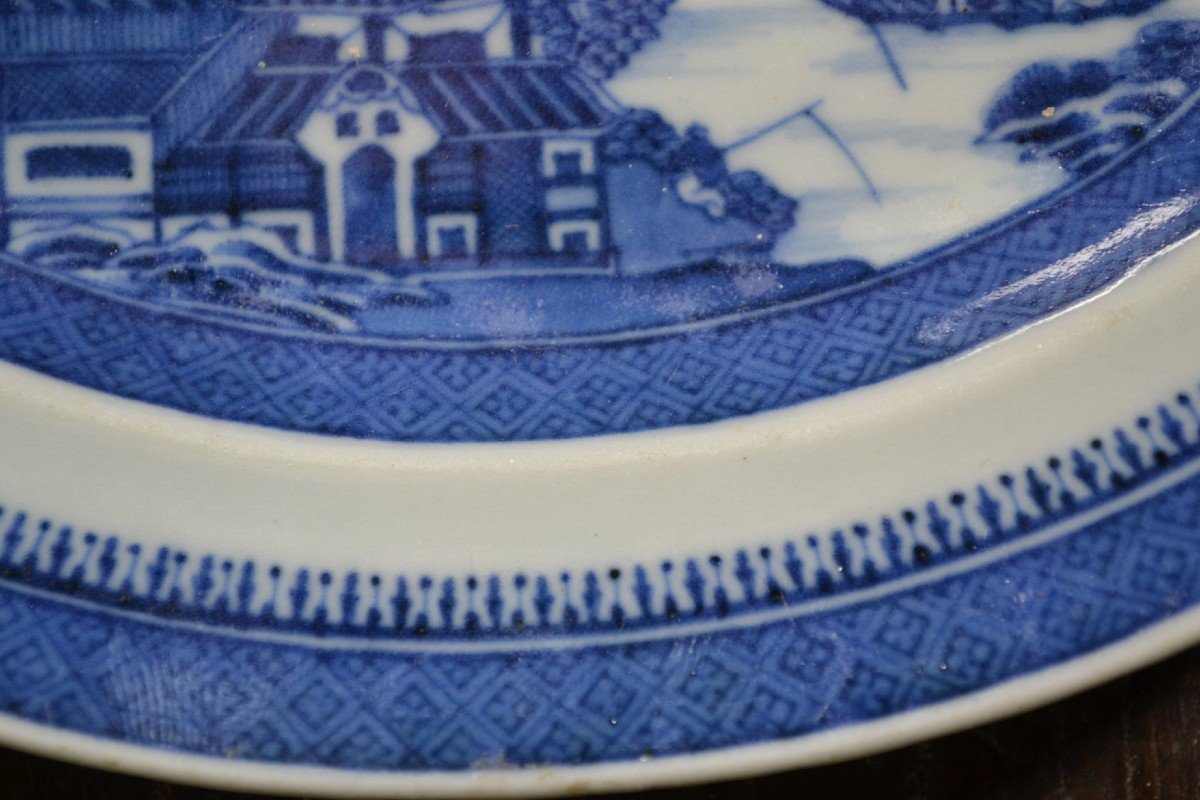 Petit Plat En Porcelaine Décoré En Bleu De Cobalt.chine Vers 1800.-photo-7