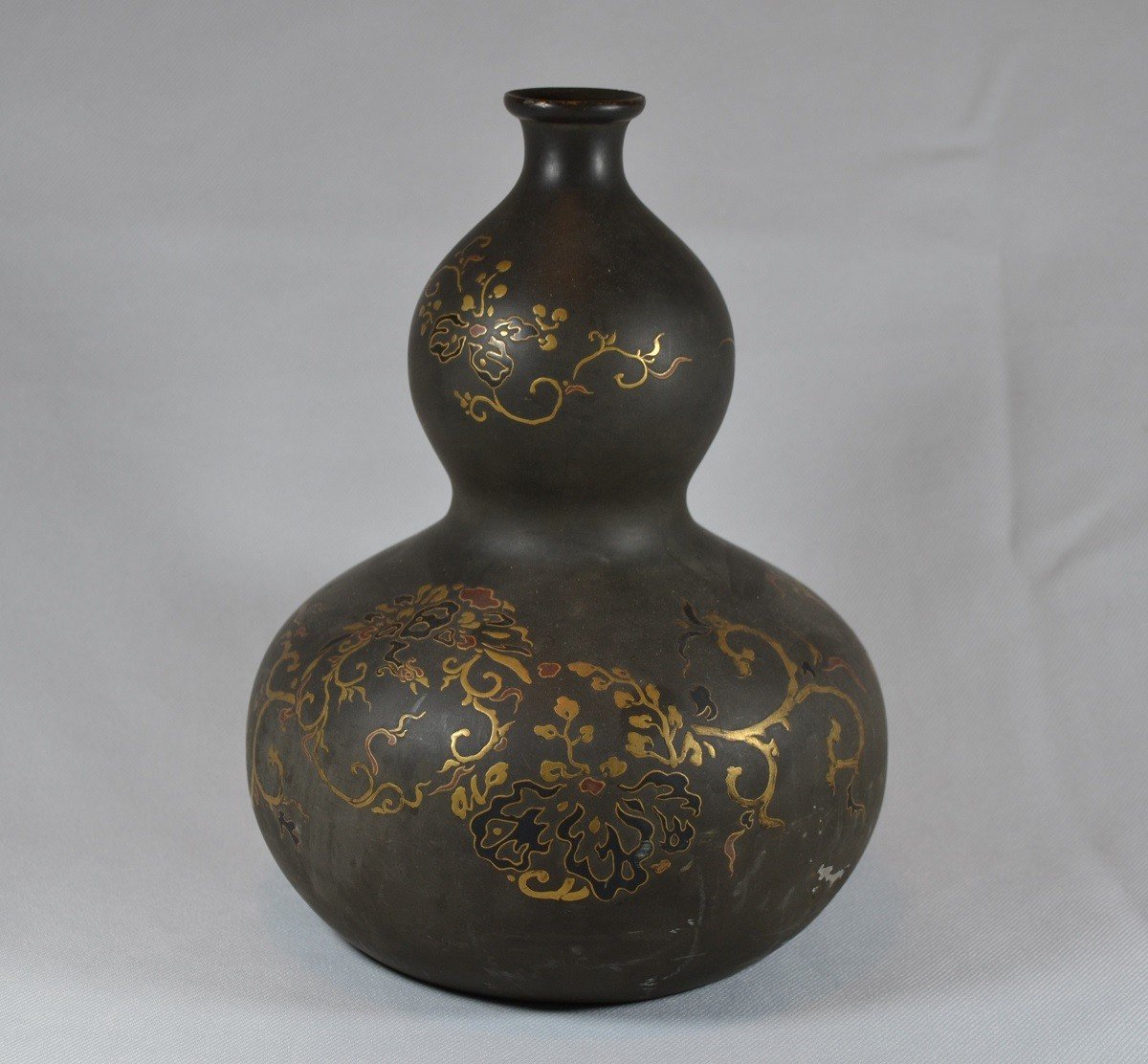 Bottle (tokkuri) In Lacquered And Gold Powdered Pewter. Japan 19° Edo Or Meiji.-photo-1