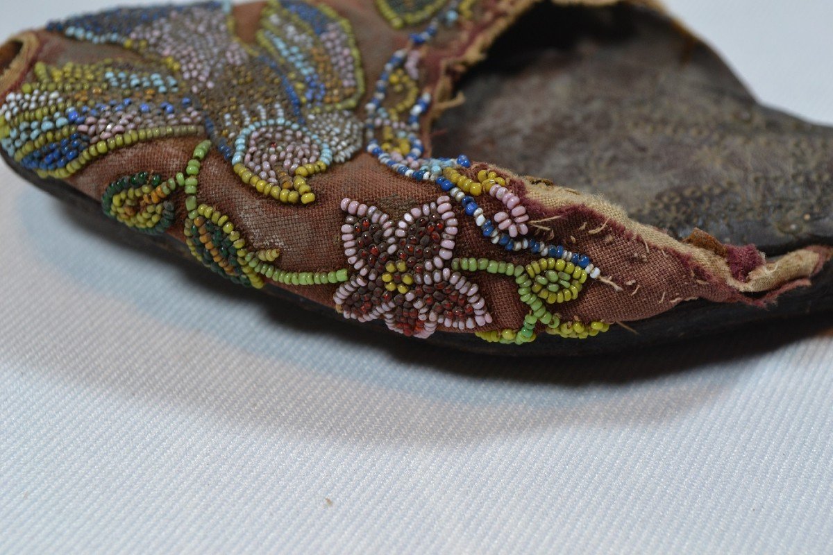 Paire De Chaussures Chinoise Baba-nyonya Cuir Et Perles.chine Vers 1900.-photo-2