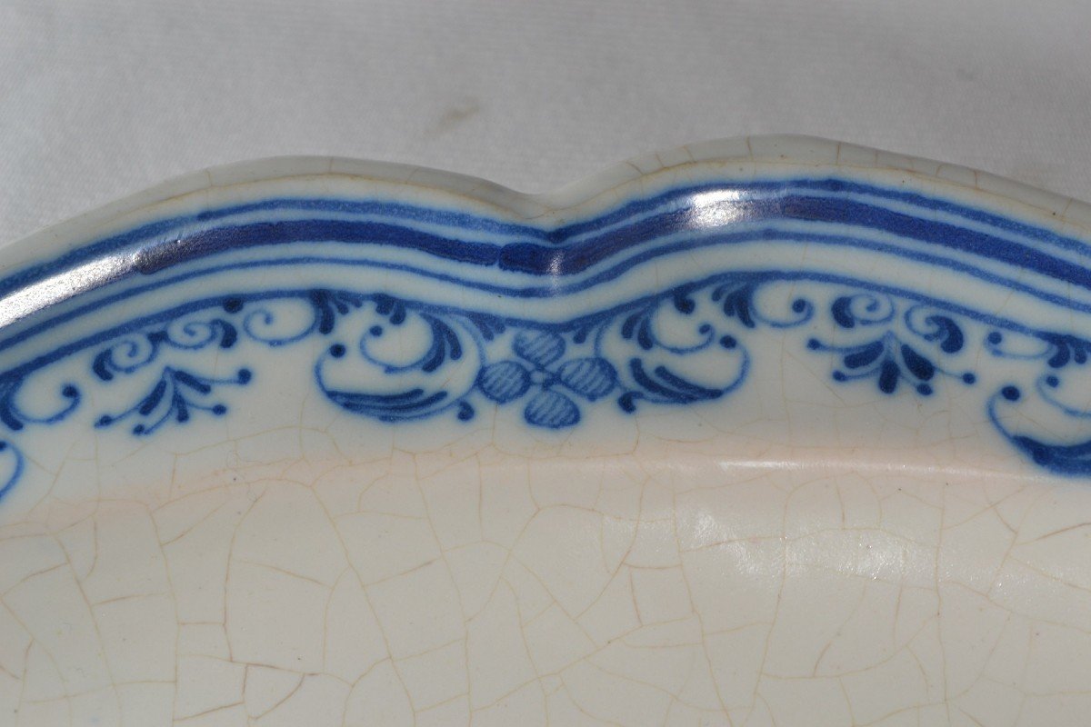 Earthenware Dish Decorated With Bérain.moustier Or Lyon 18th Century.-photo-7