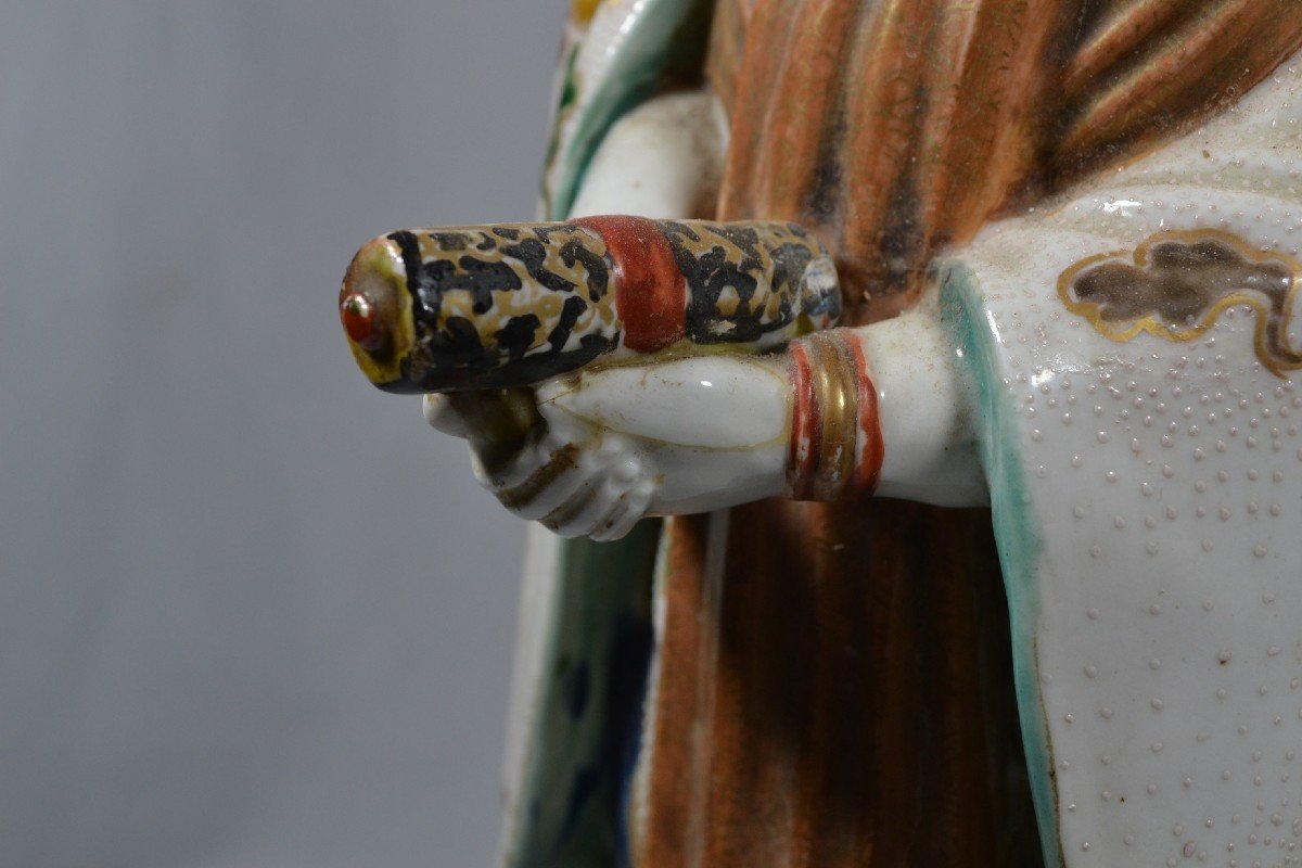 Kutani Porcelain Guanyin. Japan, Meiji Era, Late 19th Century.-photo-8