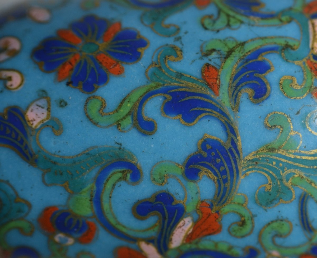 Enameled Copper Snuff Bottle. China Qing Period Qianlong-jiaqing Reign Circa 1800.-photo-4