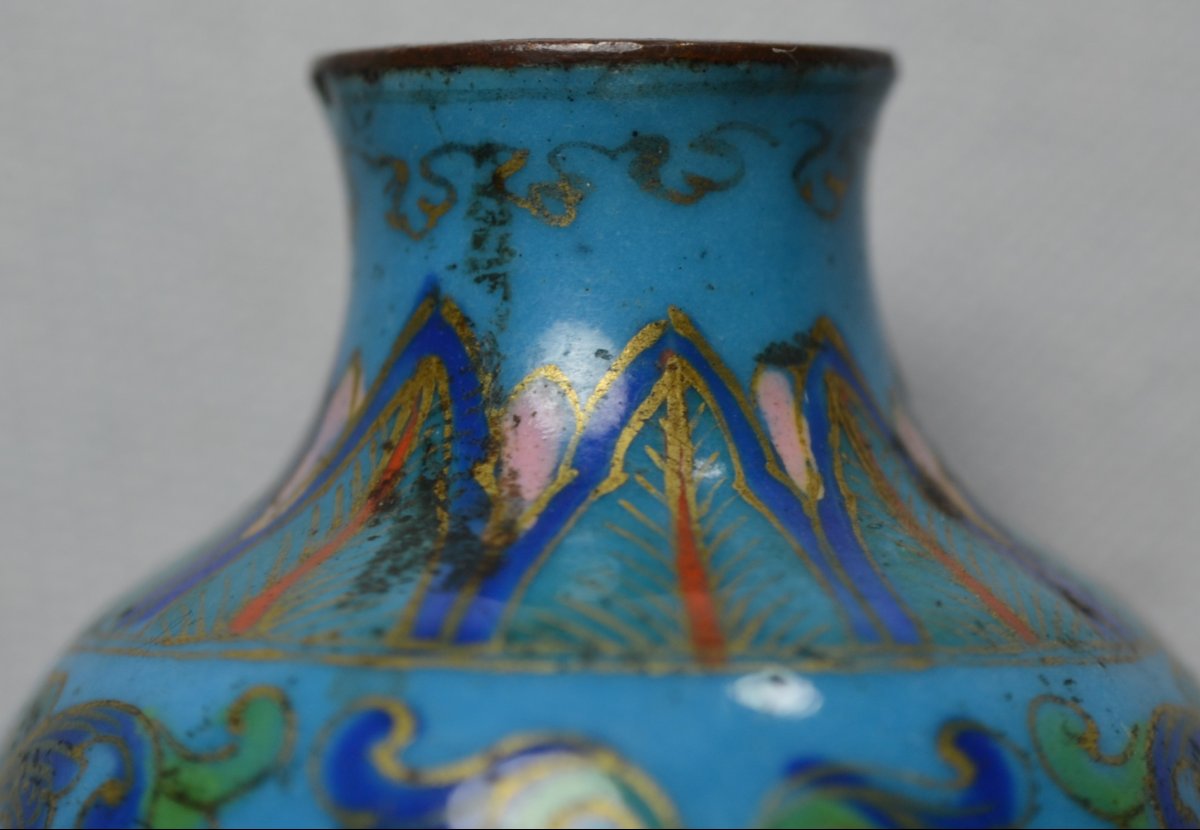 Enameled Copper Snuff Bottle. China Qing Period Qianlong-jiaqing Reign Circa 1800.-photo-2