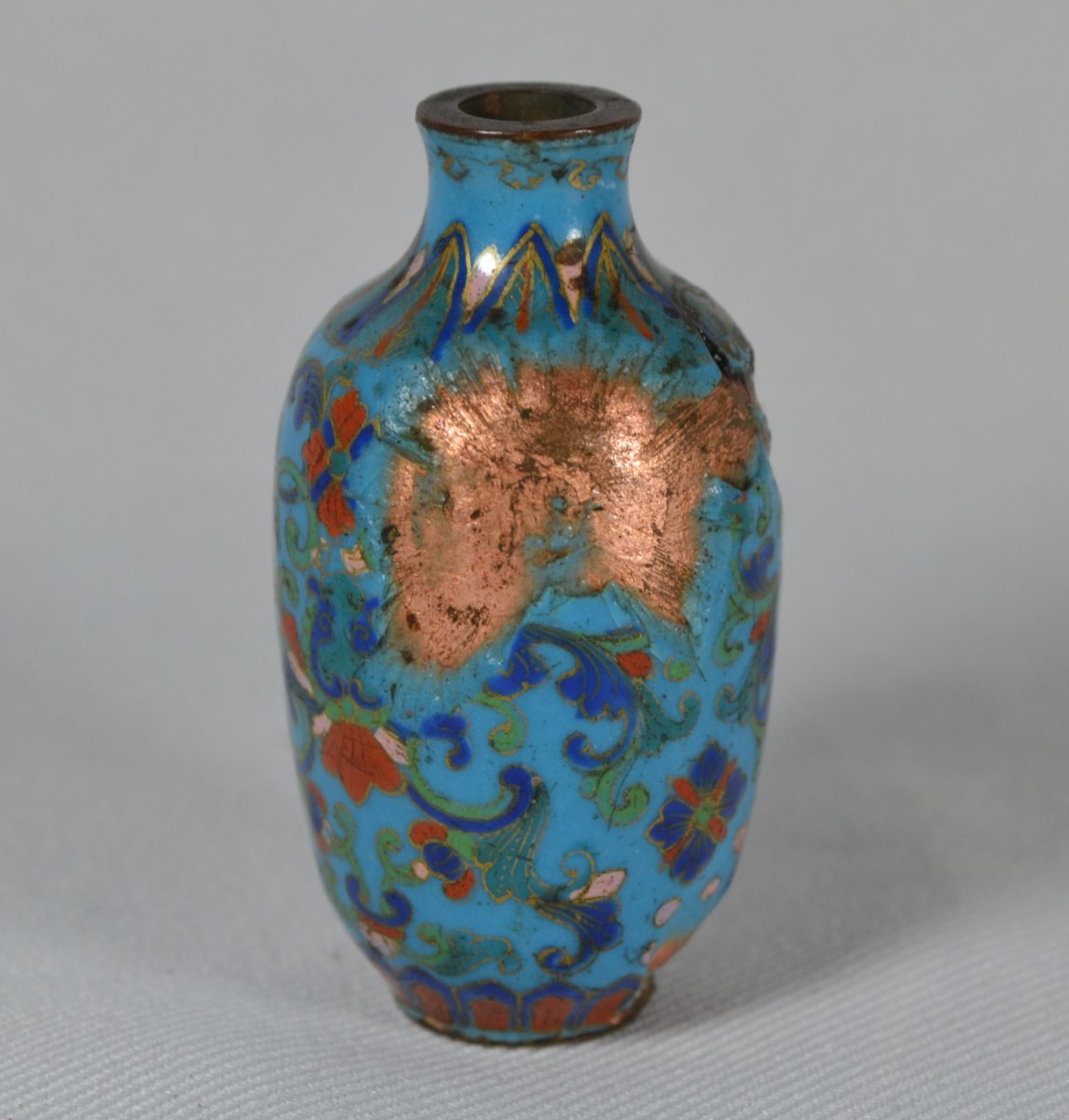 Enameled Copper Snuff Bottle. China Qing Period Qianlong-jiaqing Reign Circa 1800.-photo-8