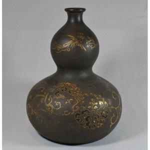 Bottle (tokkuri) In Lacquered And Gold Powdered Pewter. Japan 19° Edo Or Meiji.