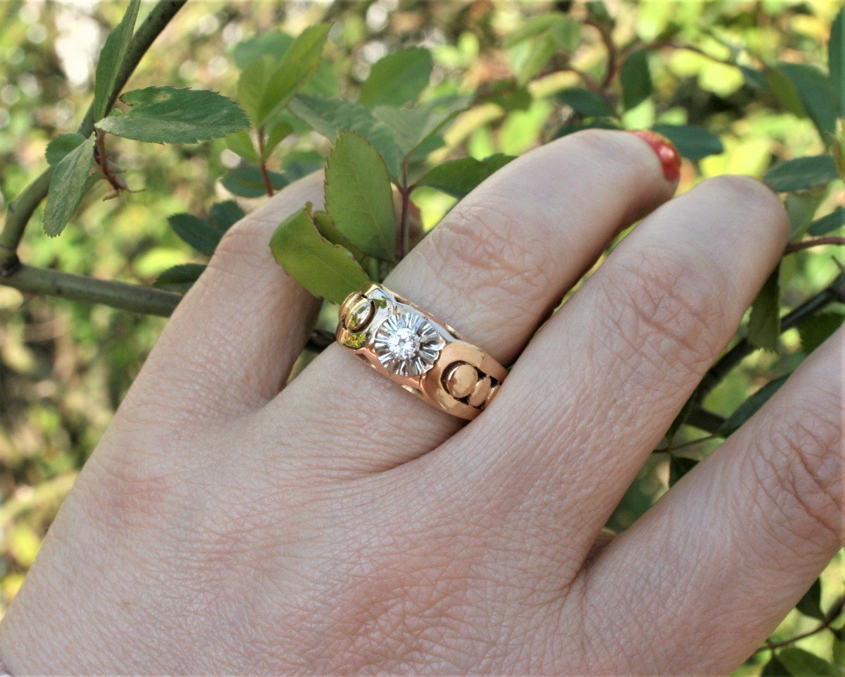 Yellow Gold And Diamond Solitaire-photo-2