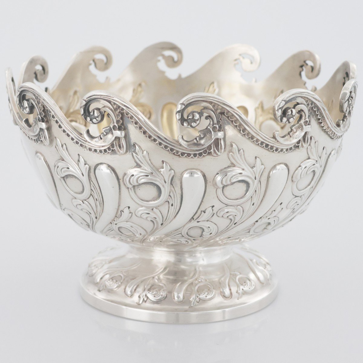 A Victorian Sterling Silver Bowl, Robert Harper, London, 1882