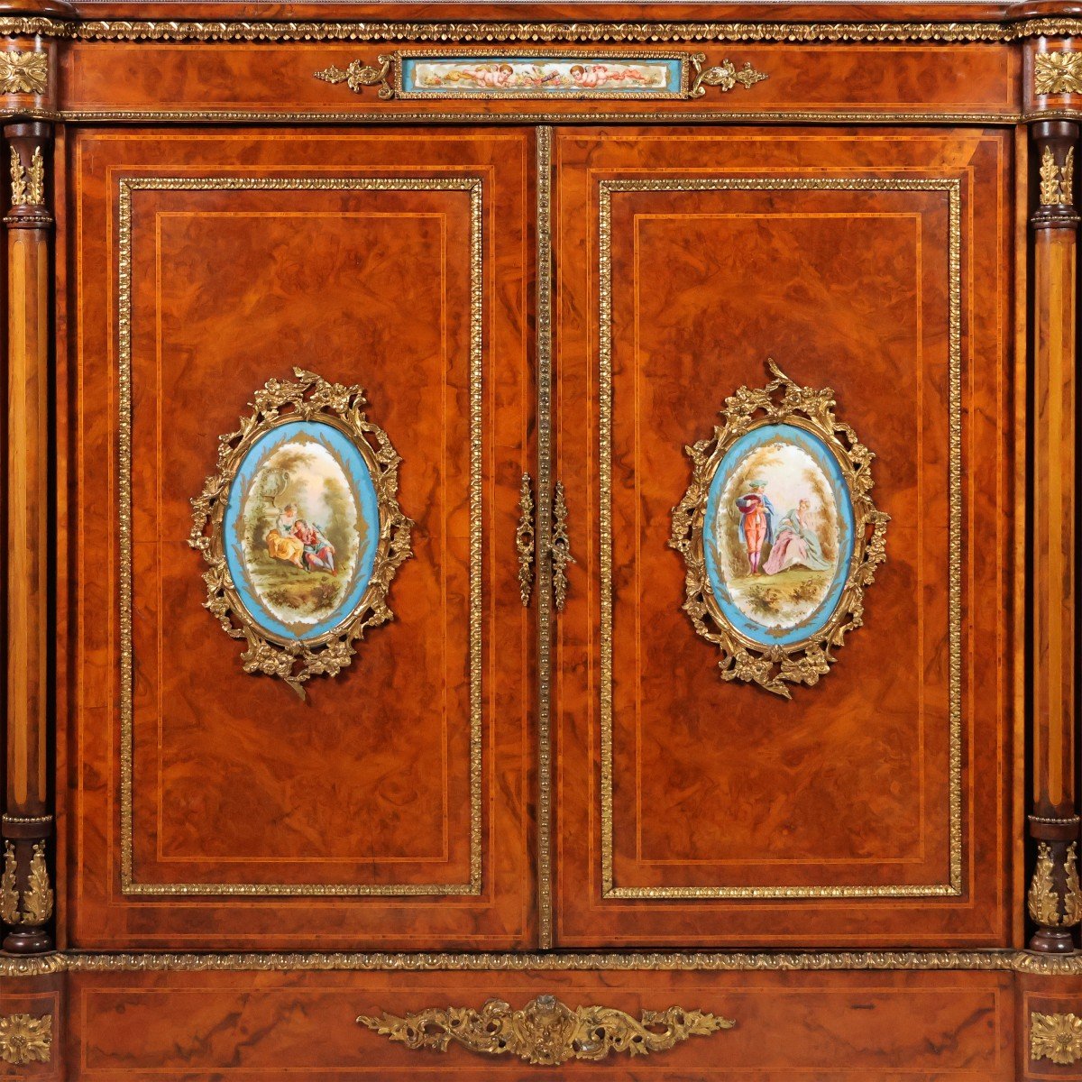 An English Olive Root Sideboard With Porcelain Plaques, Second Half Of The 19th Century-photo-2