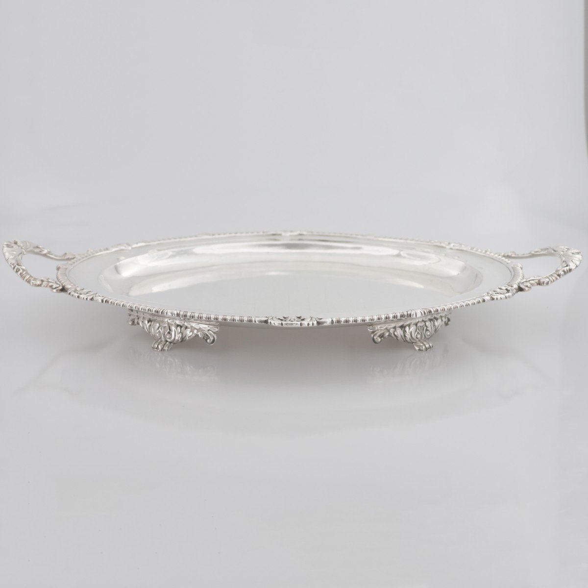 A George IV Sterling Silver Two-handled Tray, Paul Storr, London, 1826-photo-3