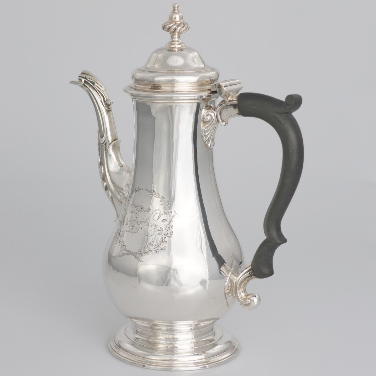 A George III Sterling Silver Coffee Pot, London, 1765?-photo-2