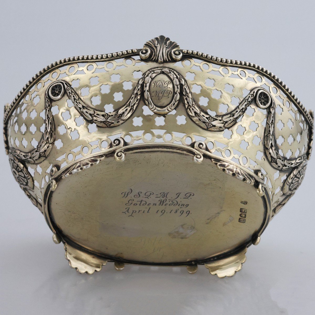 A Victorian Sterling Silver And Silver-gilt Basket, Charles Stuart Harris, London, 1898-photo-3