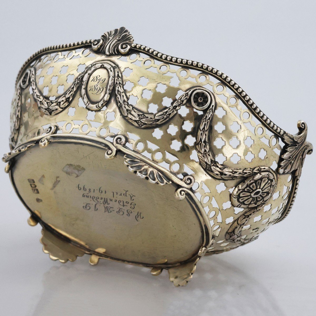 A Victorian Sterling Silver And Silver-gilt Basket, Charles Stuart Harris, London, 1898-photo-4