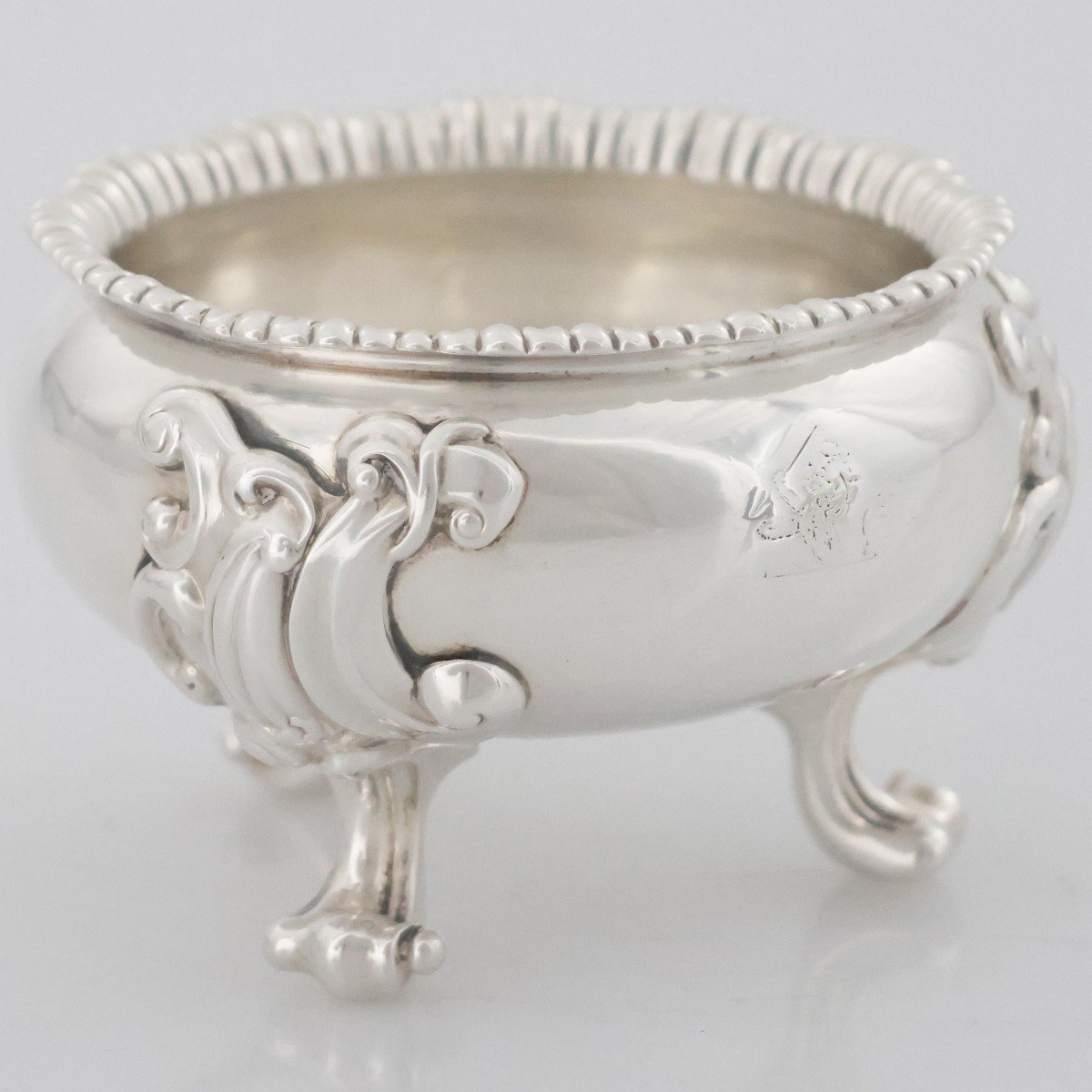 Une paire de salières en argent sterling George IV, Paul Storr, Londres, 1820-photo-3