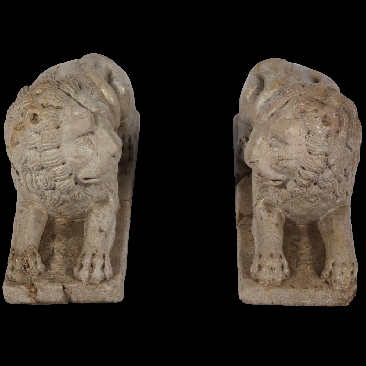 A Pair Yellow Marble Of Verona Recumbent Lions, North Italy, 16th-17th Century-photo-3