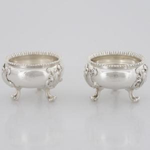 Une paire de salières en argent sterling George IV, Paul Storr, Londres, 1820