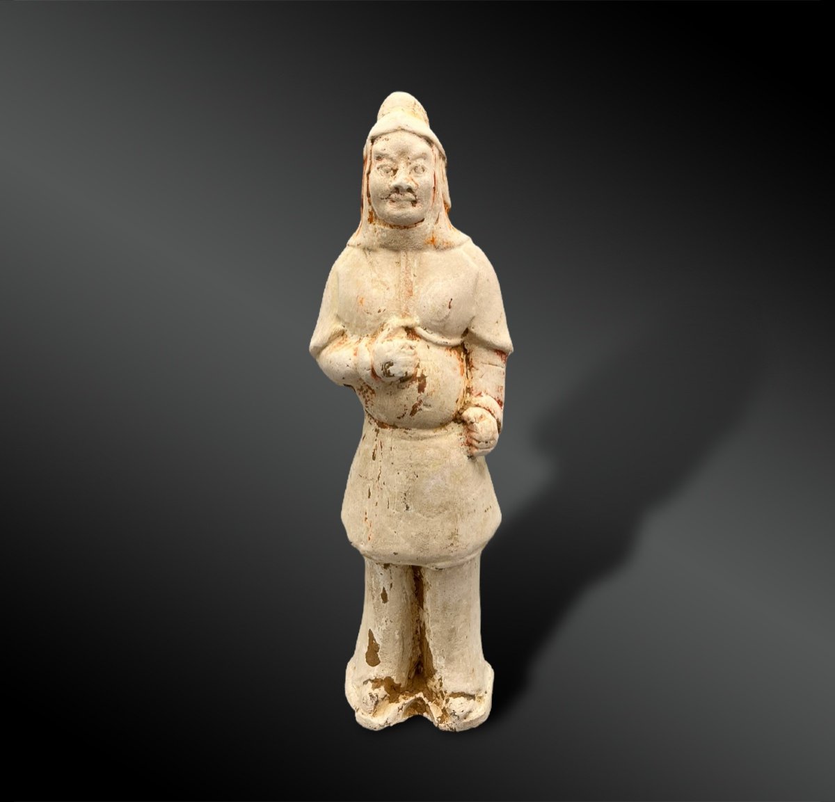 Statuette Of An Infantryman Soldier Carrying Standard - China - Wei Dynasty? 