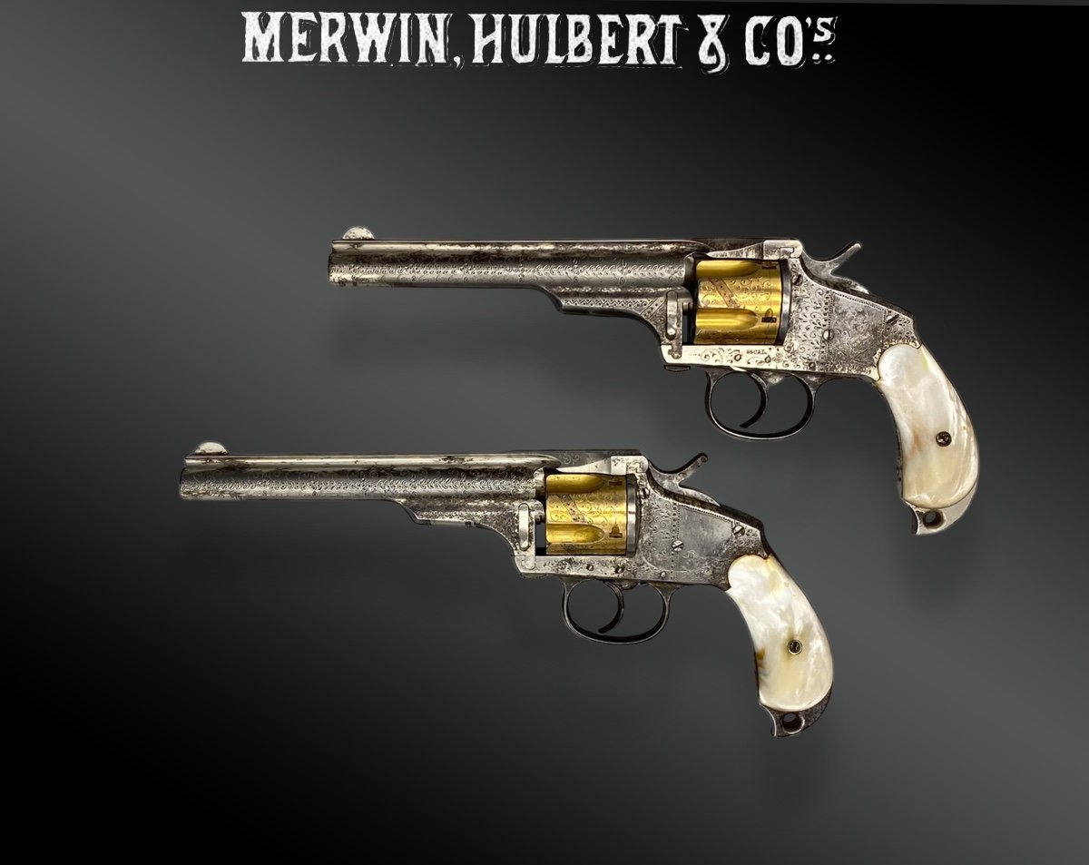 Pair Of Merwin Hulbert Revolvers, Engraved And Gilded From The Factory. Boxed. United States – 19th Century-photo-3