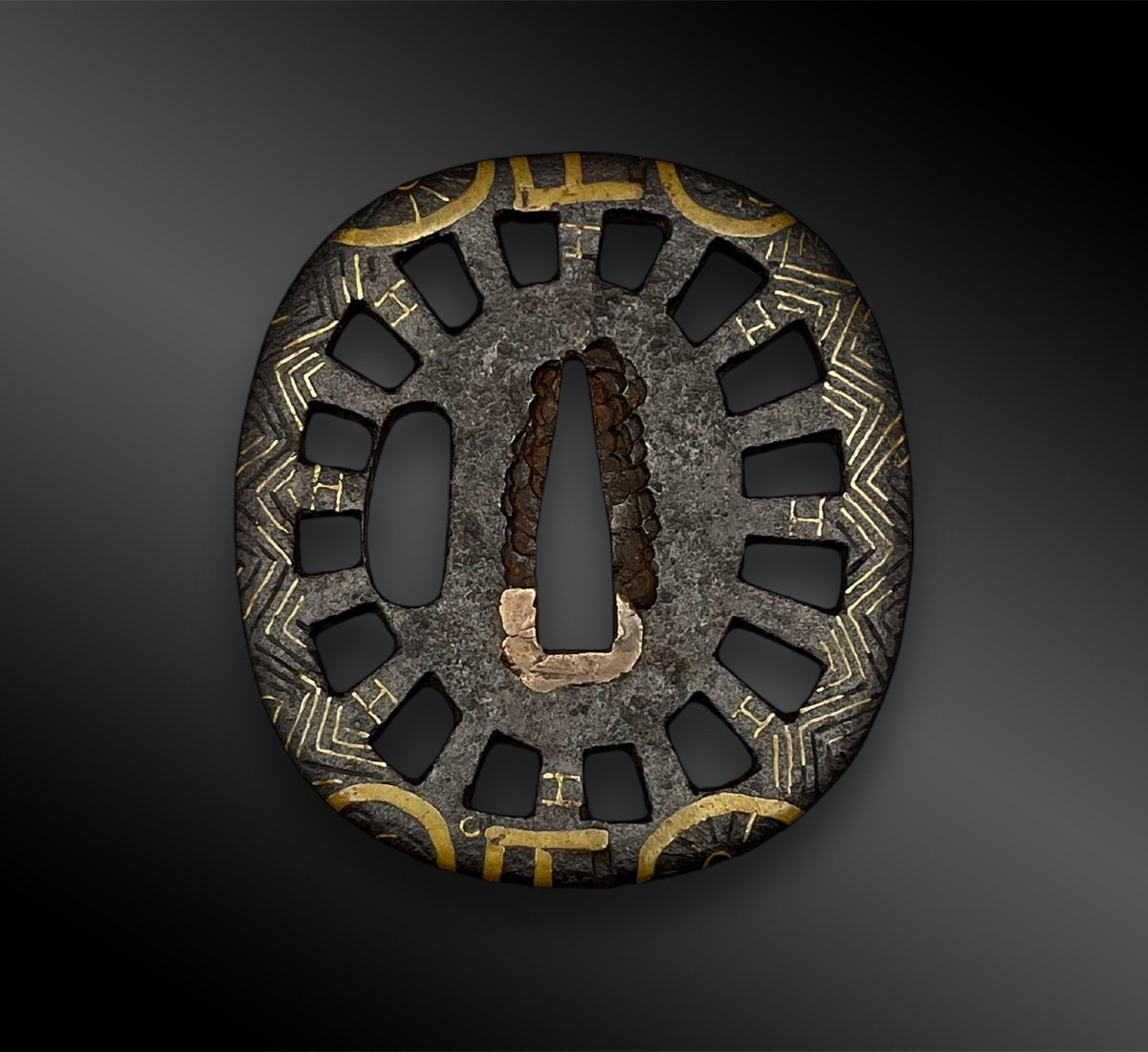 Tsuba Naga Maru Gata - Japan - Azuchi Momoyama Period (1573-1603)