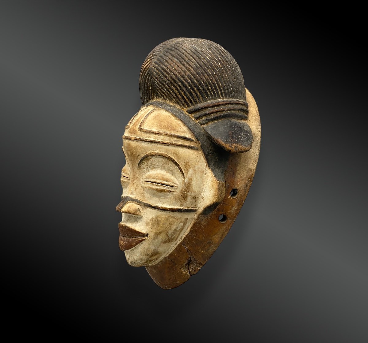 Anthropomorphic Okuyi Mask Punu Culture, South Gabon-photo-2