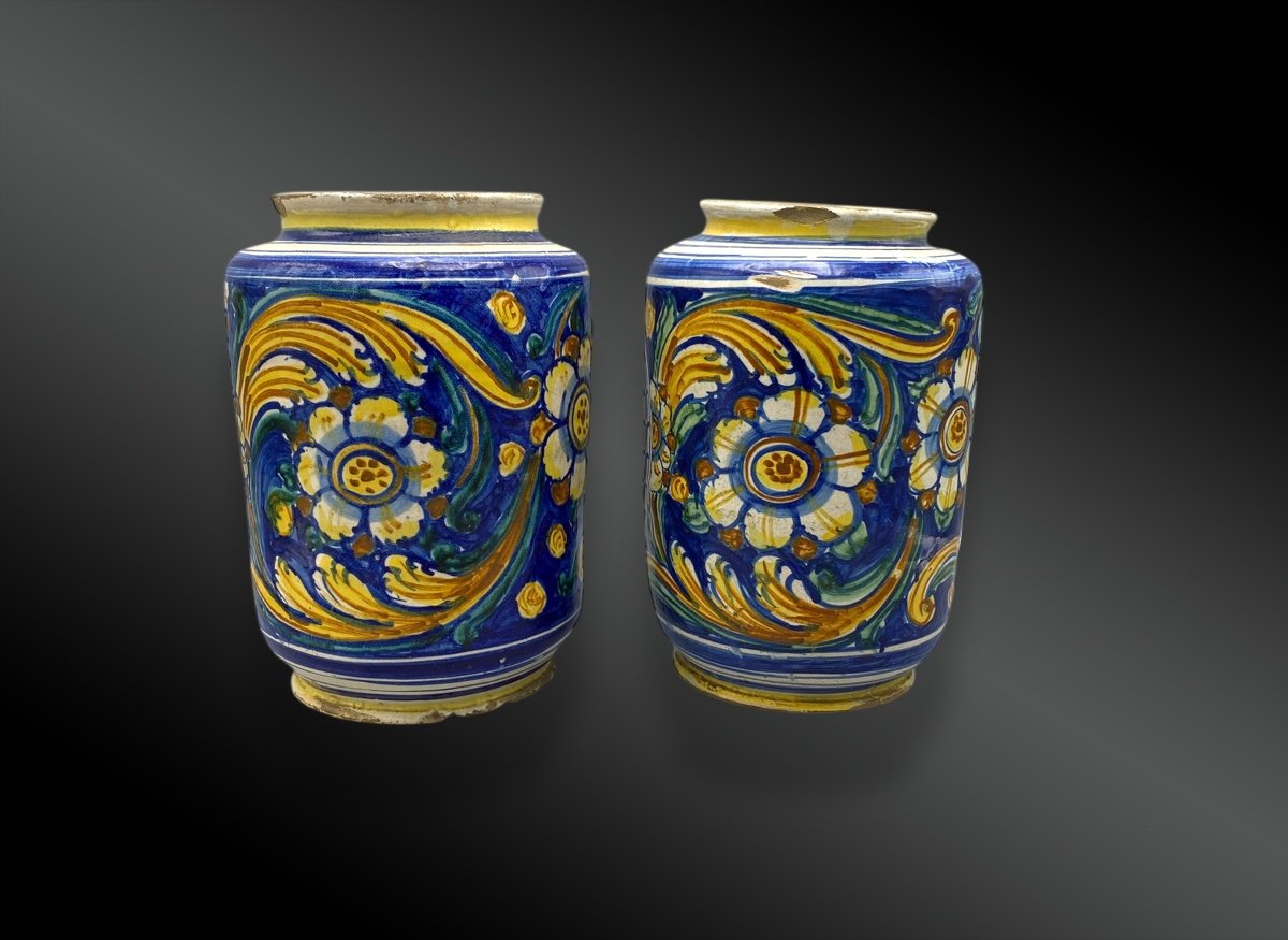 Pair Of Pharmacy Jars Or Albarello Gerace, Calabria Region, Italy 17th Century-photo-2