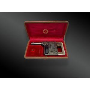 Coffret Pistolet à Répétition Automatique « Gaulois » N°6. état Neuf.