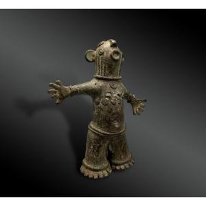 Male Statuette - Benue And Cross River Regions, Nigeria