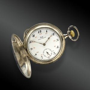 Niello Silver Pocket Watch, Lip Type Courant 20th Century