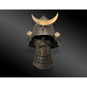 Ensemble Casque De Guerre Appelé Kabuto Avec Mempo Et Maedaté Lune Type Eboshi Japon ère Edo