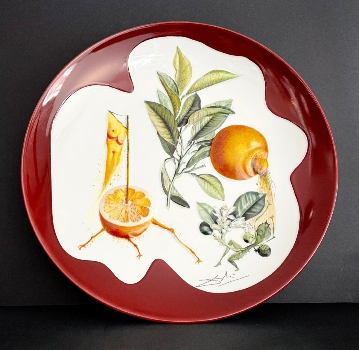 Large Limoges Porcelain Dish "erotic Grapefruit" By Salvador Dali