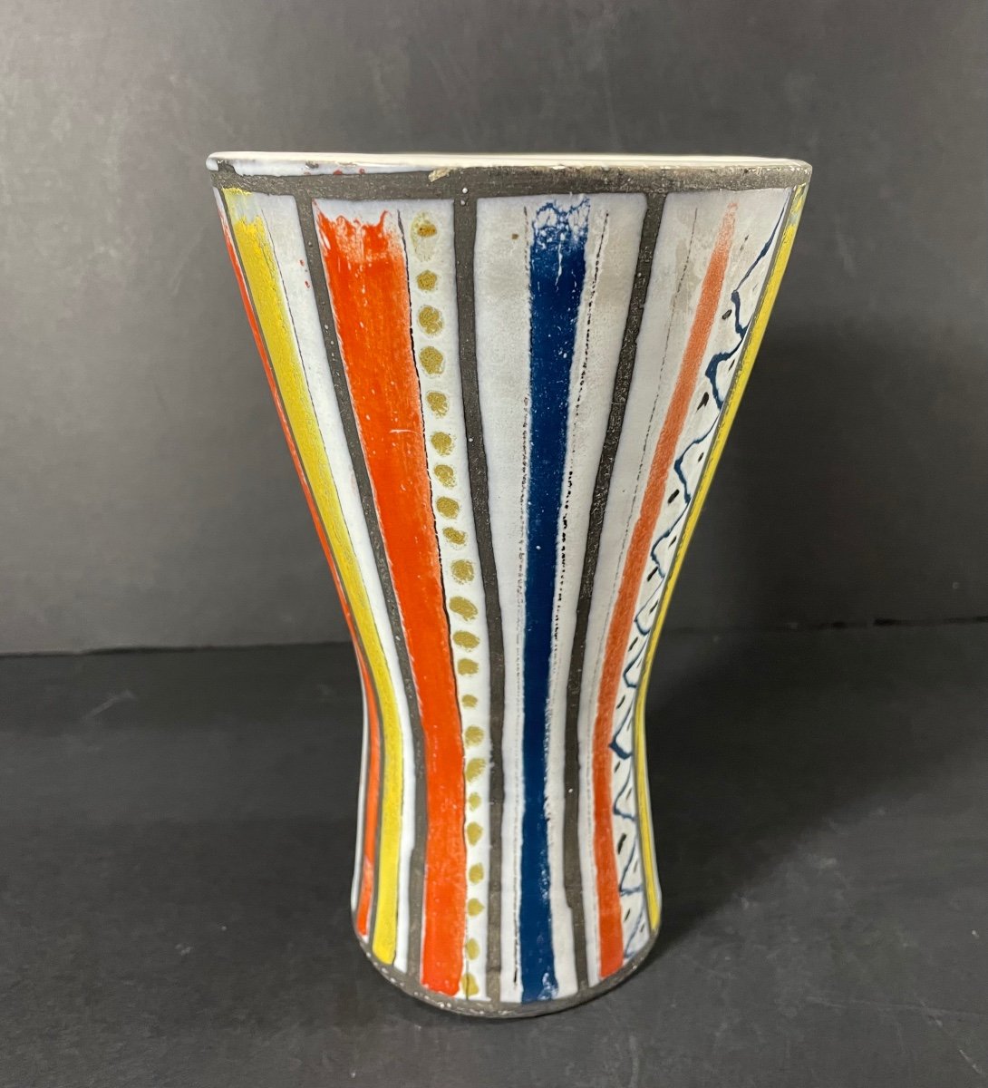 Vase en faïence par Roger Capron à Vallauris