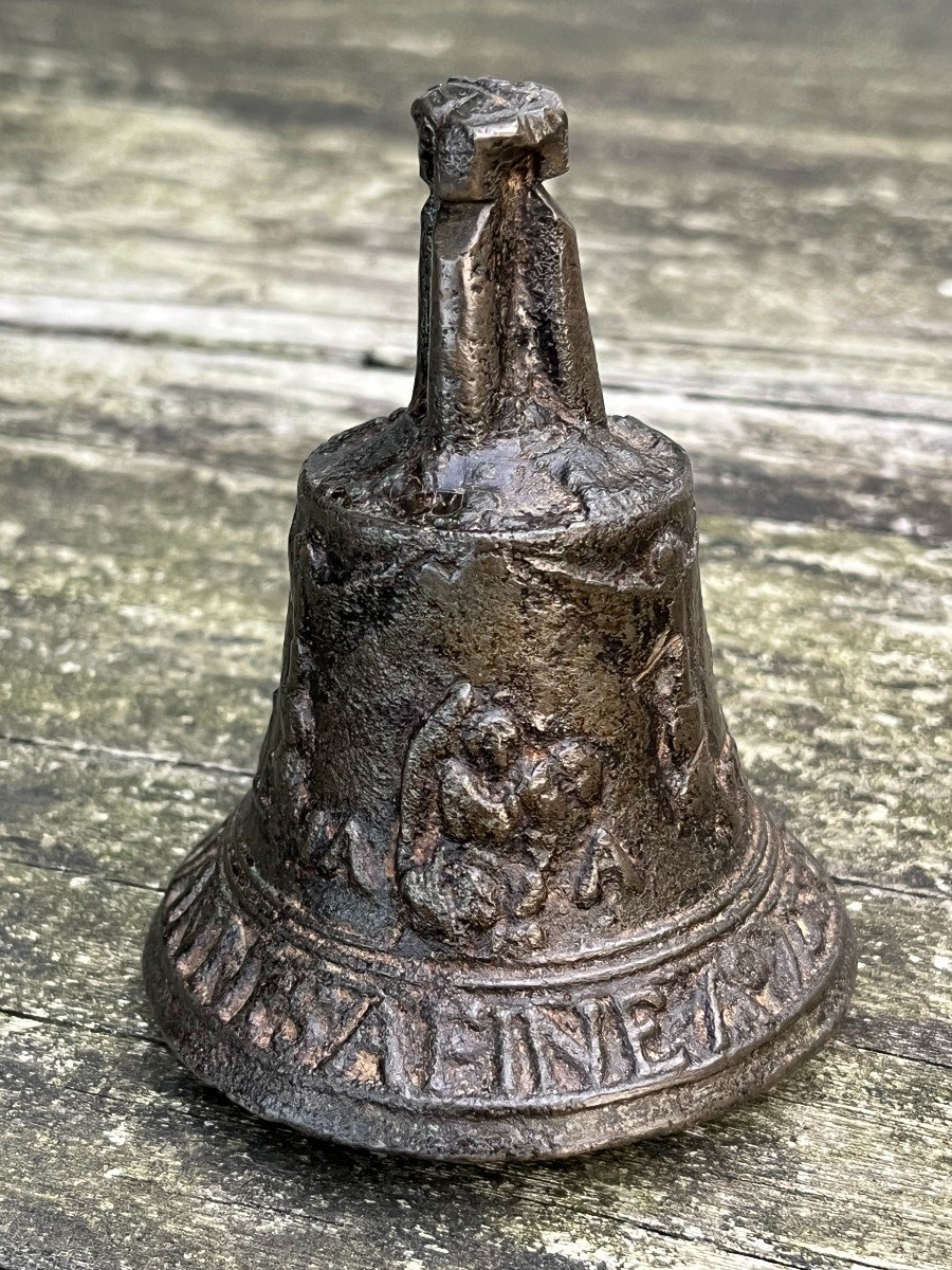 Rare Cloche De Table. Fondée in Mechelen en 1550 Par « Jan Van Den Eynde » (iohannes a fine)-photo-5