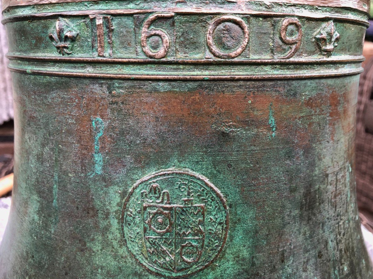 A Rare Bronze Mission Bell From 1609. -photo-5