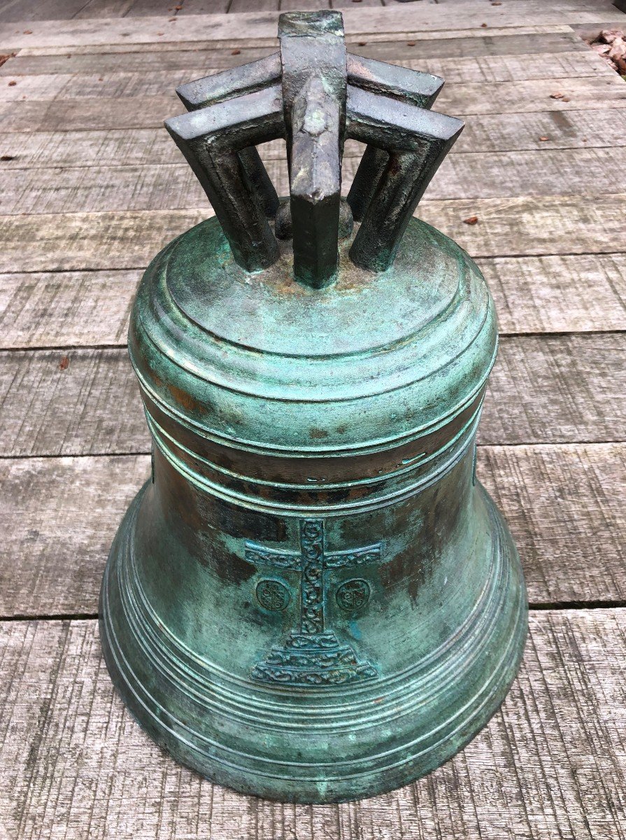 A Rare Bronze Mission Bell From 1609. -photo-6