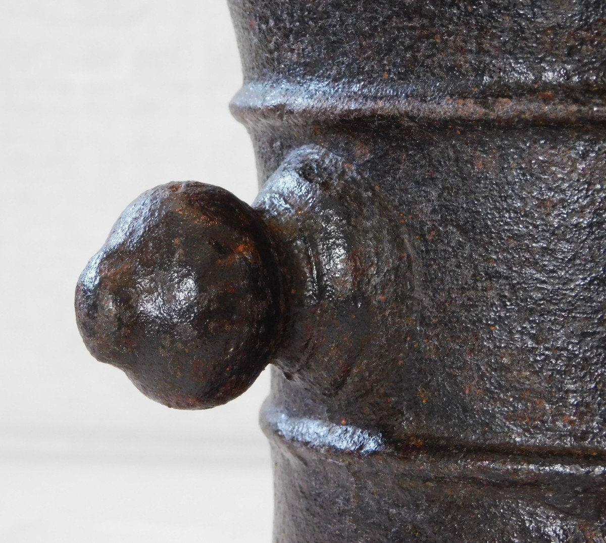 Large Dutch Cast Iron Mortar, Late 17th Century.-photo-3