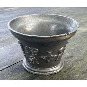 Bronze Mortar [nicolas De La Paix]