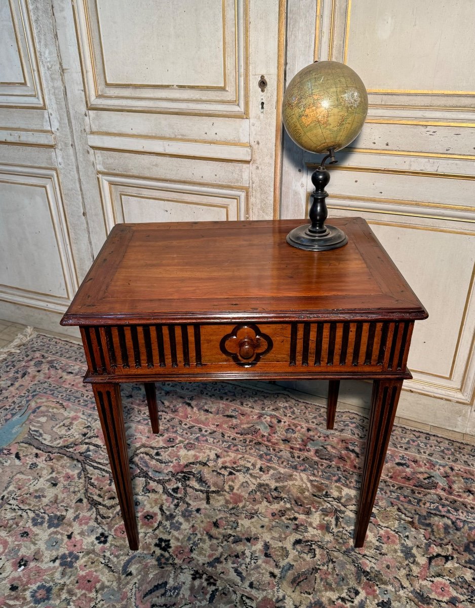 Table D époque Louis XVI En Cerisier 18 Eme Siècle -photo-2