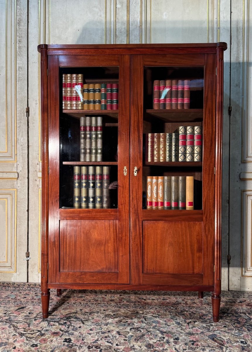 Louis Style Mahogany Bookcase -photo-2