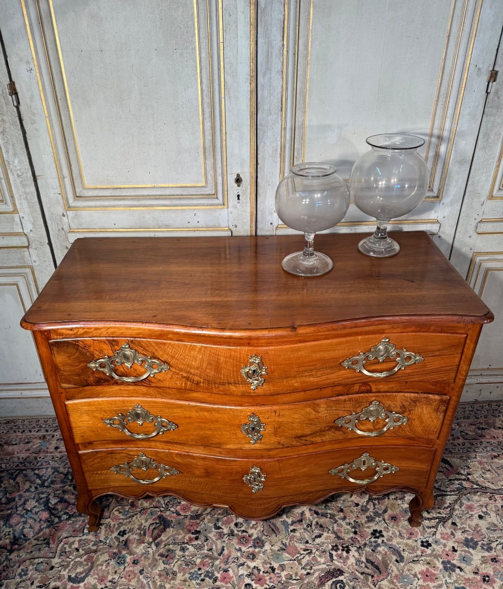 Commode Louis XV  Galbée En Noyer Blond 18 Eme Siècle -photo-2