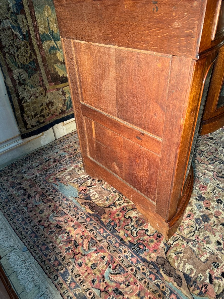 Pair Of 19th Century Oak Glazed Corner Cupboards -photo-5